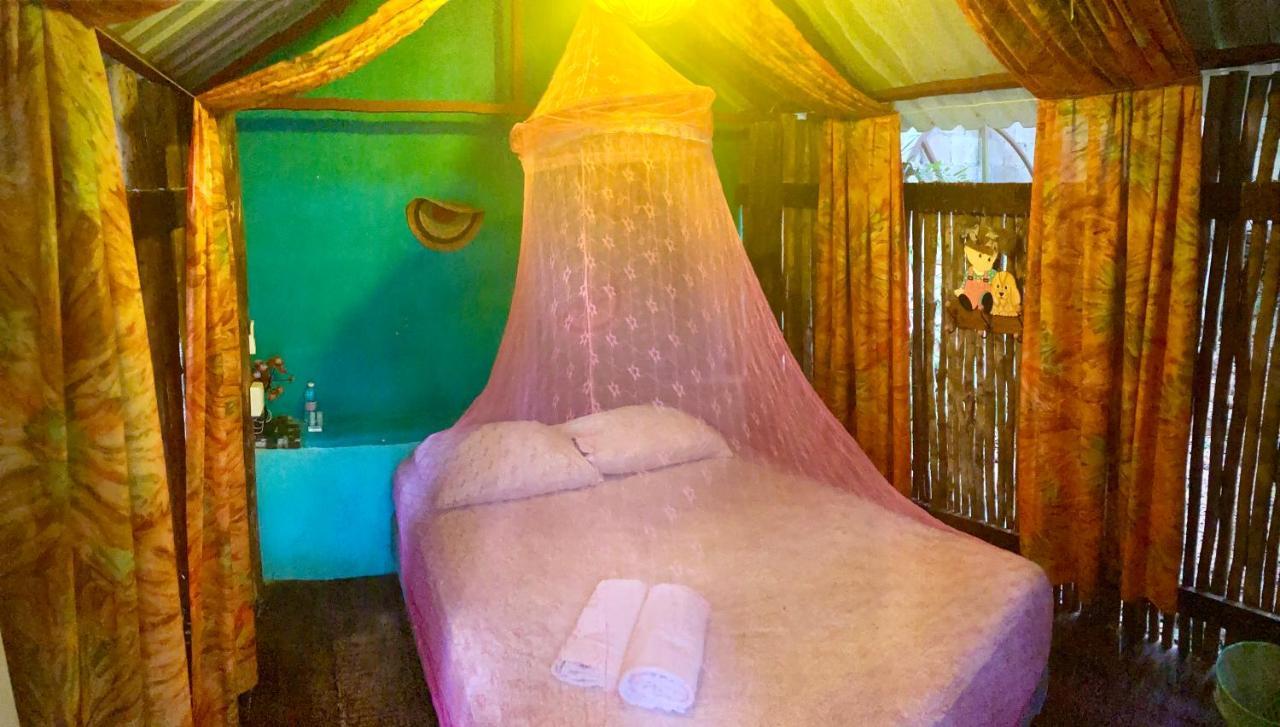 Yaxche Centro Hostal Y Camping Bacalar Exterior photo