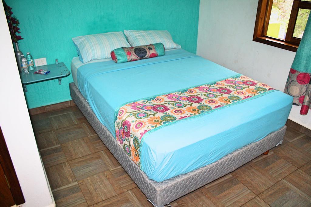 Yaxche Centro Hostal Y Camping Bacalar Exterior photo