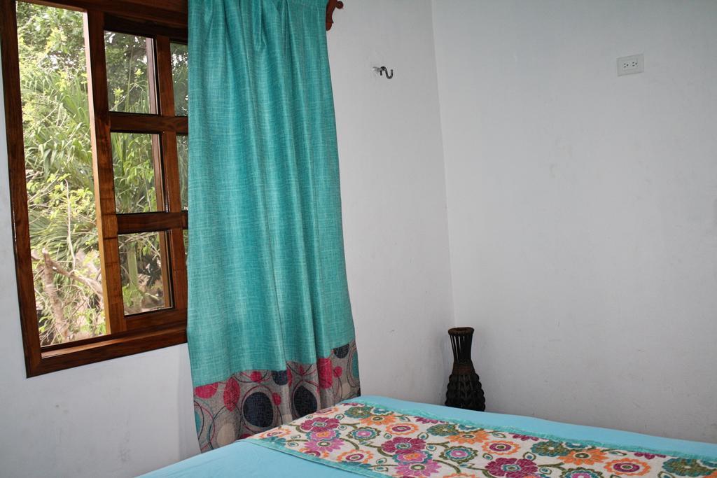 Yaxche Centro Hostal Y Camping Bacalar Exterior photo